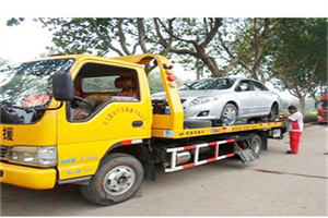 鲅鱼圈附近24小时汽车拖车服务热线