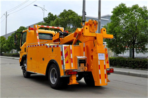 鲅鱼圈高速路拖车费